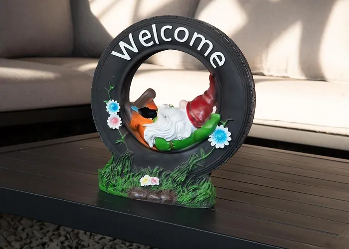 B En B Волендам